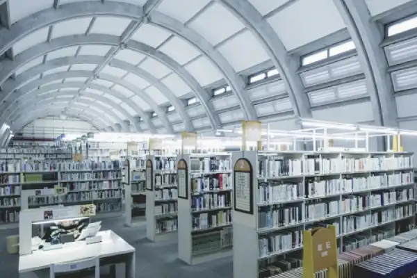 北九州市立中央図書館